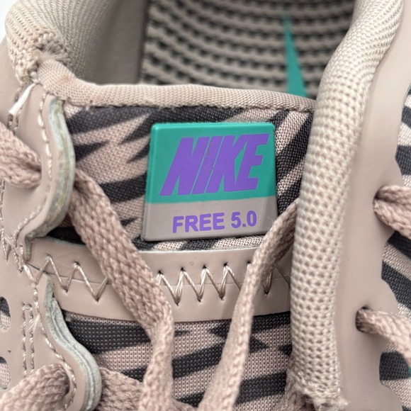 Nike Free 5.0 V4 Womens Gray Zebra Print Running Training Shoes Teal 6.5 - Picture 7 of 9